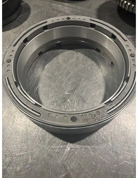 Volvo Piston B2, B3 and cylinder, PT1560, 1860, 1660, 1562, 1862, 1760,1761, 1761A, 1563, 1863, 1509, 2519, 2529, - Pavarų dėžė: foto 2 Volvo Piston B2, B3 and cylinder, PT1560, 1860, 1660, 1562, 1862, 1760,1761, 1761A, 1563, 1863, 1509, 2519, 2529, - Pavarų dėžė: foto 2