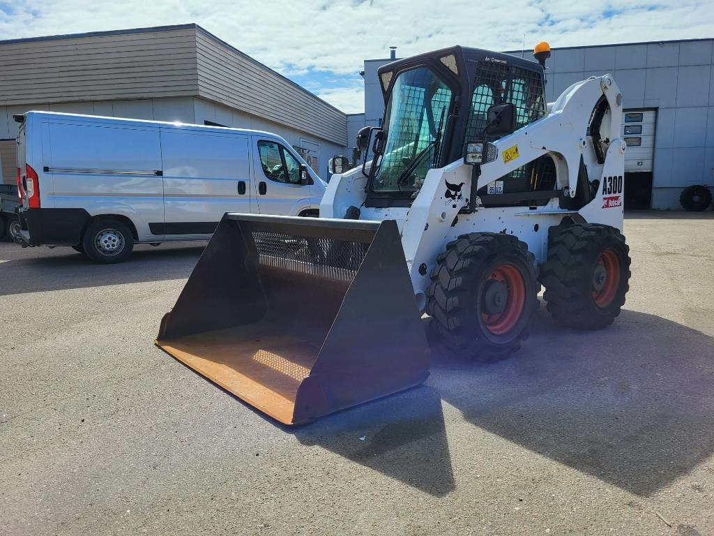 Bobcat A 300 - Mini krautuvas: foto 4 Bobcat A 300 - Mini krautuvas: foto 4