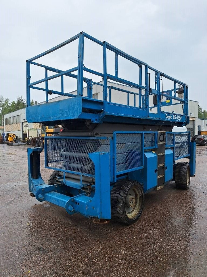 Genie GS 5390 RT - Žirklinis keltuvas: foto 2 Genie GS 5390 RT - Žirklinis keltuvas: foto 2