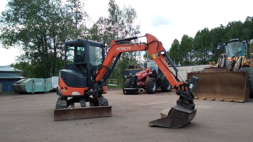 Hitachi ZX 29 U-3 CLR - Mini ekskavatorius: foto 1 Hitachi ZX 29 U-3 CLR - Mini ekskavatorius: foto 1