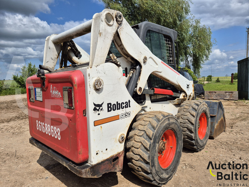 Bobcat S 650 - Mini krautuvas: foto 4 Bobcat S 650 - Mini krautuvas: foto 4