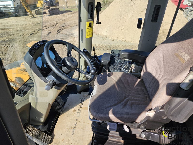 Case 821 F - Ratinis krautuvas: foto 5 Case 821 F - Ratinis krautuvas: foto 5