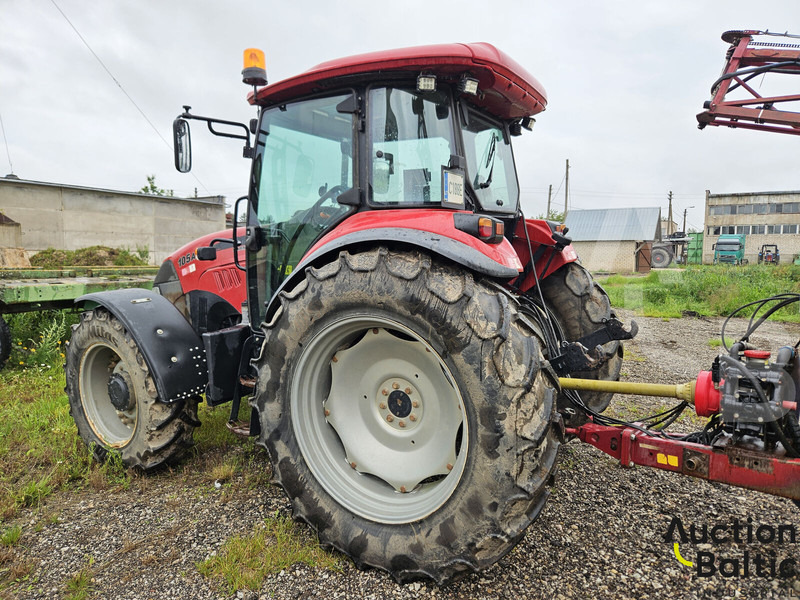 Case IH Farmall 105 A - Traktorius: foto 3 Case IH Farmall 105 A - Traktorius: foto 3