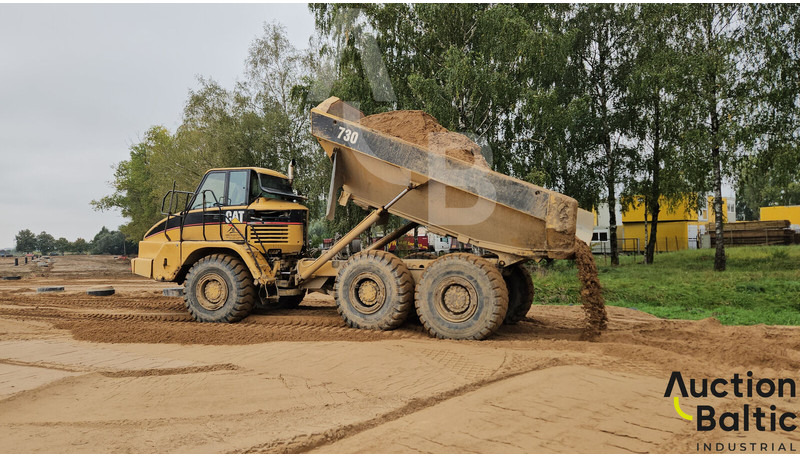Caterpillar 730 - Šarnyrinis savivartis: foto 1 Caterpillar 730 - Šarnyrinis savivartis: foto 1