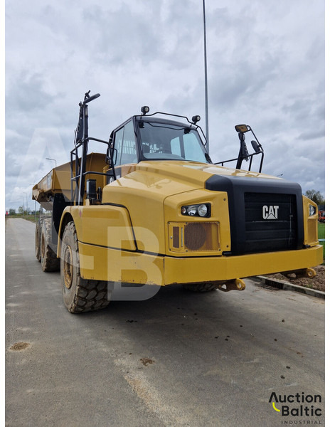 Caterpillar 735C - Šarnyrinis savivartis: foto 4 Caterpillar 735C - Šarnyrinis savivartis: foto 4