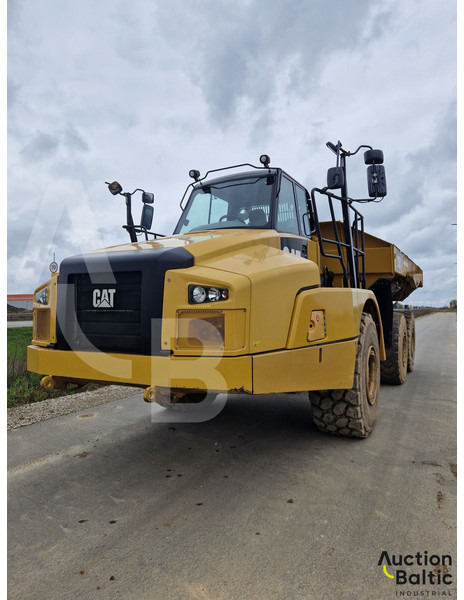 Caterpillar 735C - Šarnyrinis savivartis: foto 1 Caterpillar 735C - Šarnyrinis savivartis: foto 1