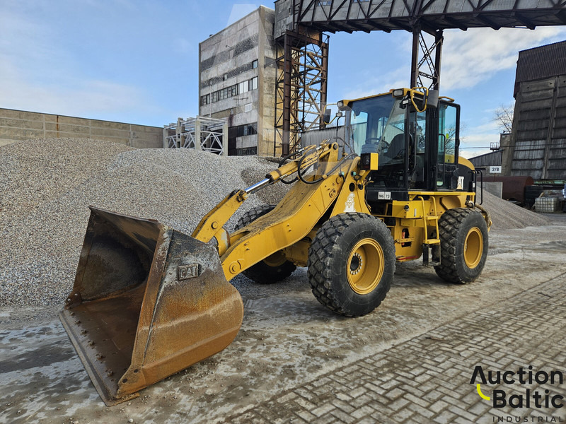 Caterpillar 924 G - Ratinis krautuvas: foto 1 Caterpillar 924 G - Ratinis krautuvas: foto 1