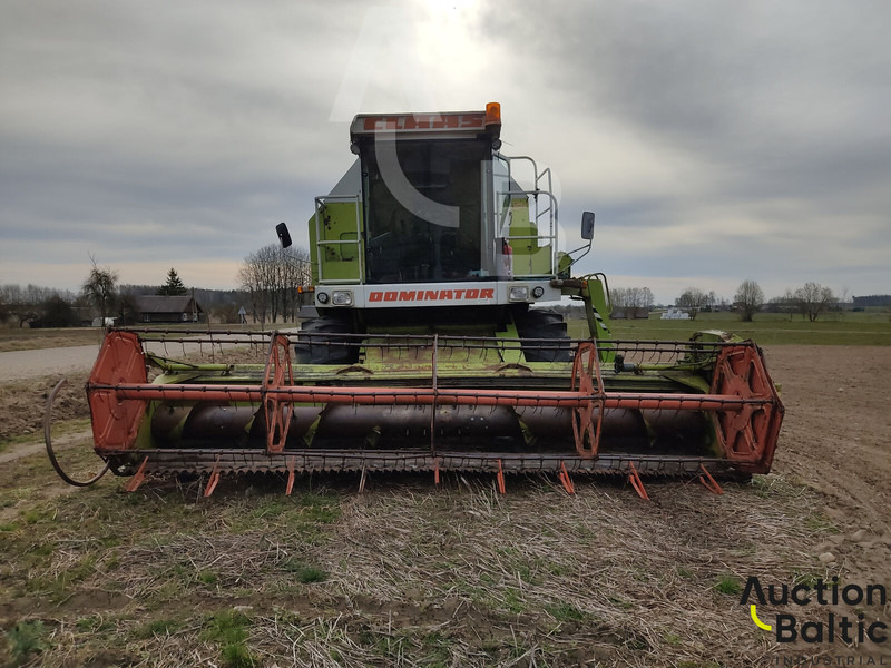 Claas Dominator 108 SL - Derliaus nuėmimo kombainas: foto 3 Claas Dominator 108 SL - Derliaus nuėmimo kombainas: foto 3