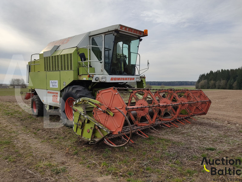 Claas Dominator 108 SL - Derliaus nuėmimo kombainas: foto 2 Claas Dominator 108 SL - Derliaus nuėmimo kombainas: foto 2