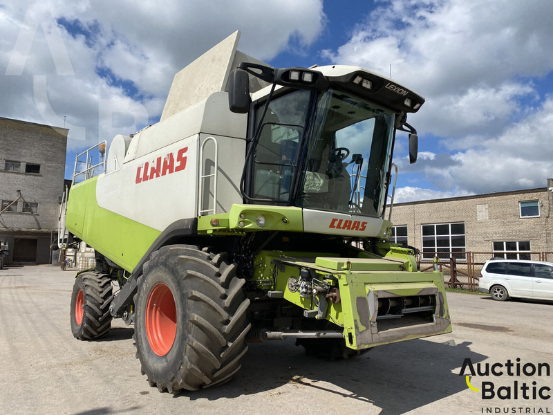 Claas Lexion 570 - Derliaus nuėmimo kombainas: foto 1 Claas Lexion 570 - Derliaus nuėmimo kombainas: foto 1