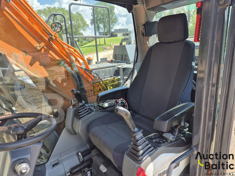 Ratinis ekskavatorius Doosan DX 170 W-5: foto 6