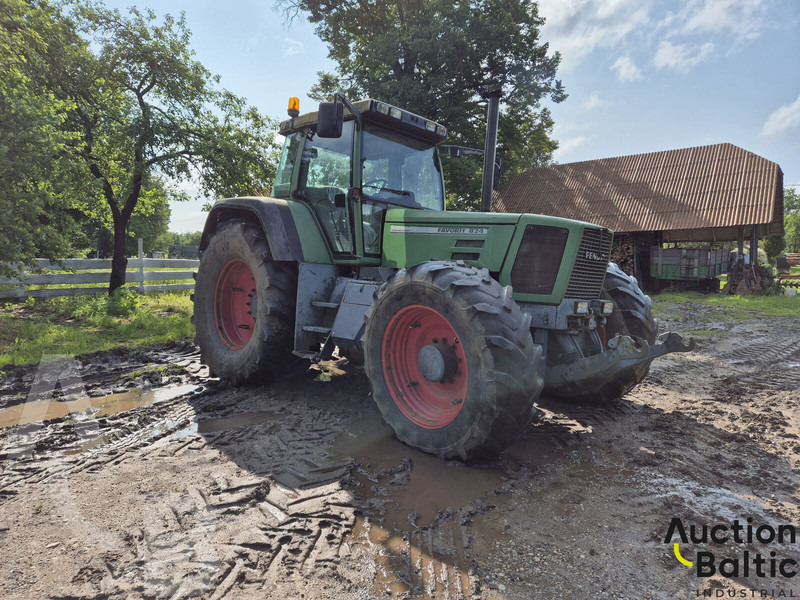 Fendt Favorit 824 - Traktorius: foto 2 Fendt Favorit 824 - Traktorius: foto 2
