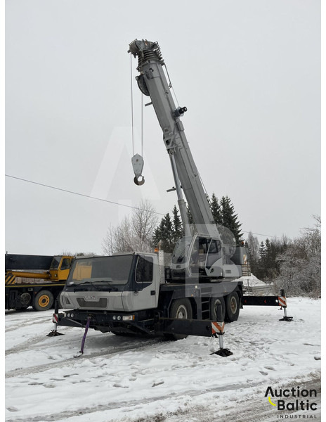 Grove GMK 3055 - Kranas-manipuliatorius: foto 1 Grove GMK 3055 - Kranas-manipuliatorius: foto 1