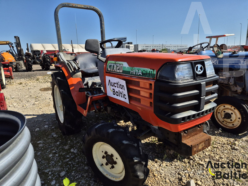 Hitachi CTX20 - Traktorius: foto 2 Hitachi CTX20 - Traktorius: foto 2