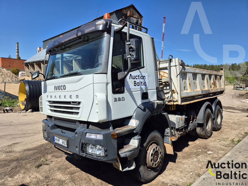 Iveco AD 260T - Savivartis sunkvežimis: foto 1 Iveco AD 260T - Savivartis sunkvežimis: foto 1