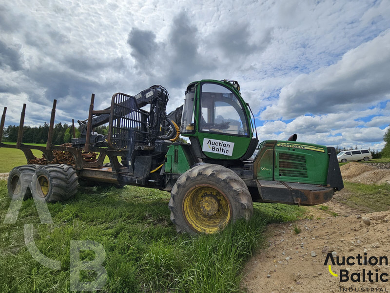 John Deere 1010 E - Miško priekaba: foto 2 John Deere 1010 E - Miško priekaba: foto 2