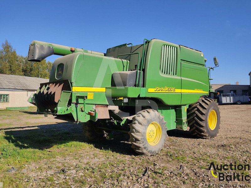 John Deere 9450 - Derliaus nuėmimo kombainas: foto 3 John Deere 9450 - Derliaus nuėmimo kombainas: foto 3