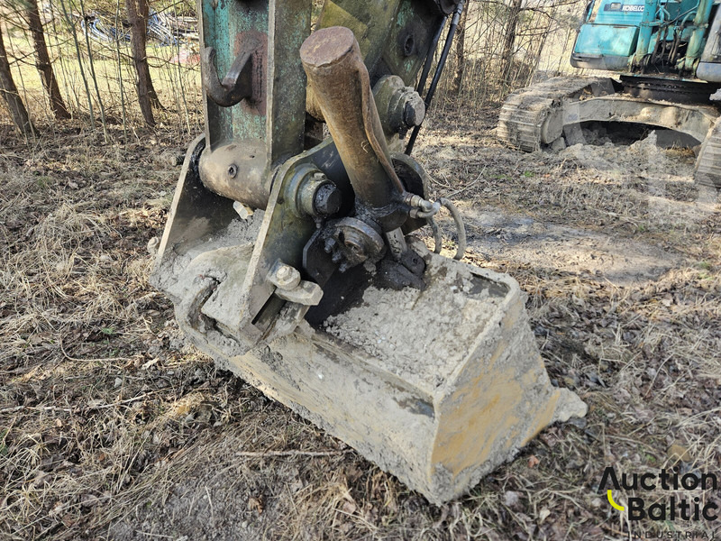 Vikšrinis kranas Kobelco SK 210 LC-8: foto 15
