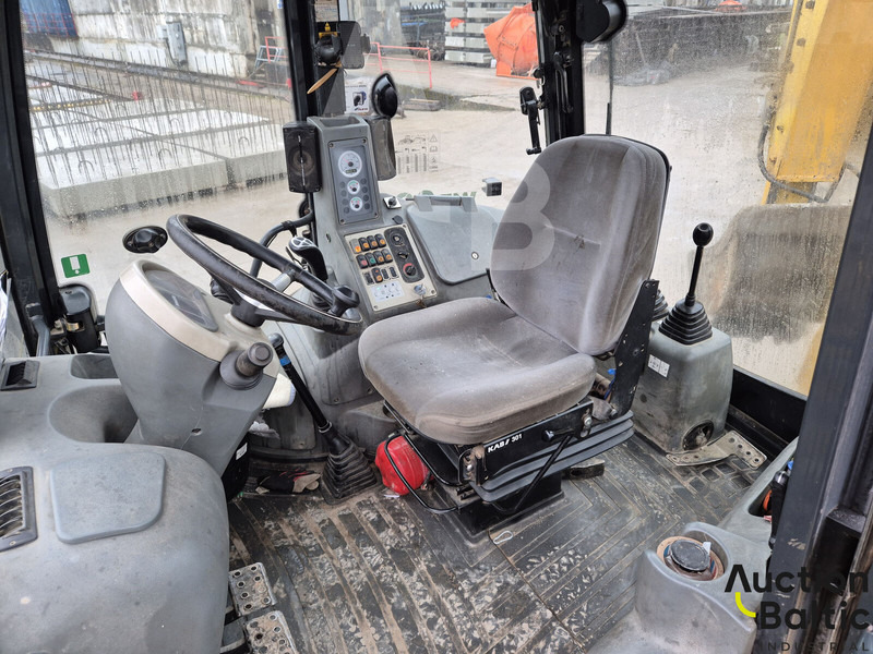 Komatsu WB93S-5 - Ekskavatorius-krautuvas: foto 5 Komatsu WB93S-5 - Ekskavatorius-krautuvas: foto 5