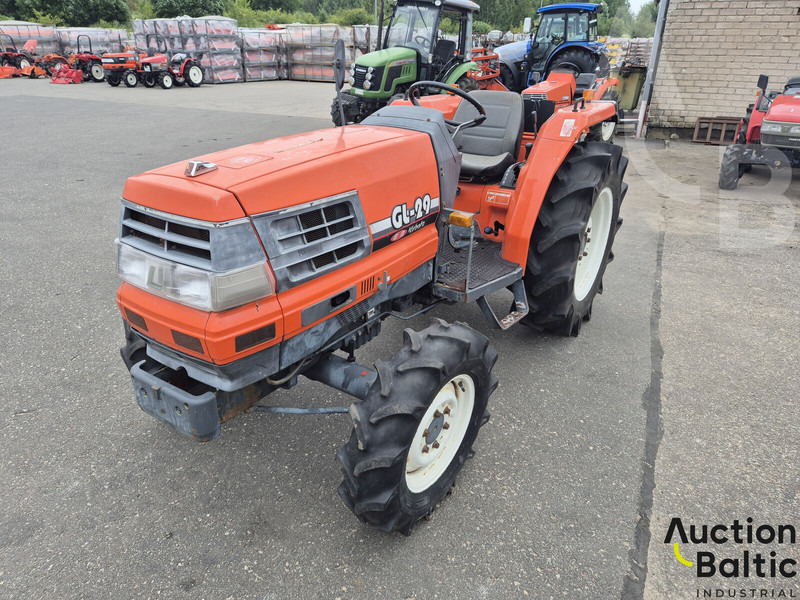 Kubota GL 29 - Traktorius: foto 2 Kubota GL 29 - Traktorius: foto 2