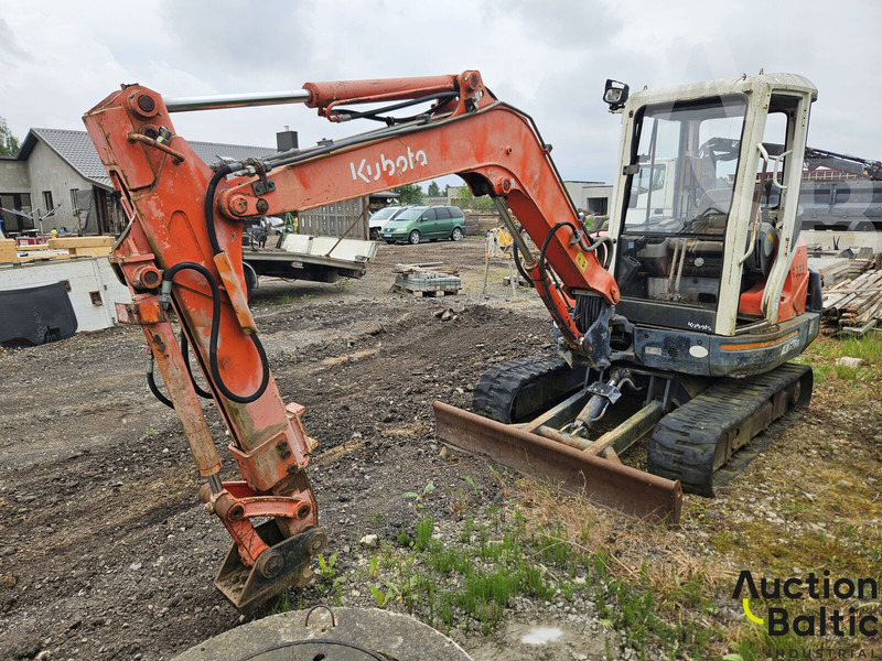 Kubota KX 121-3 - Mini ekskavatorius: foto 1 Kubota KX 121-3 - Mini ekskavatorius: foto 1