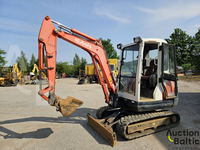 Kubota KX 61-3 - Mini ekskavatorius: foto 1 Kubota KX 61-3 - Mini ekskavatorius: foto 1