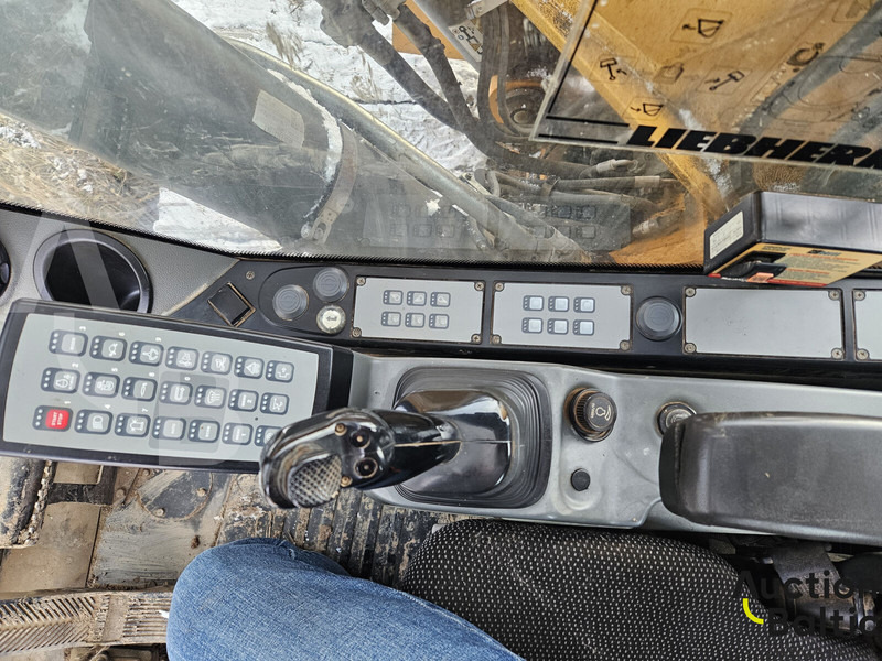 Vikšrinis ekskavatorius Liebherr R922 LC: foto 10