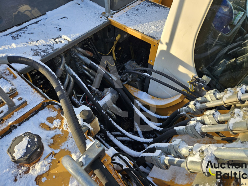 Vikšrinis ekskavatorius Liebherr R922 LC: foto 19