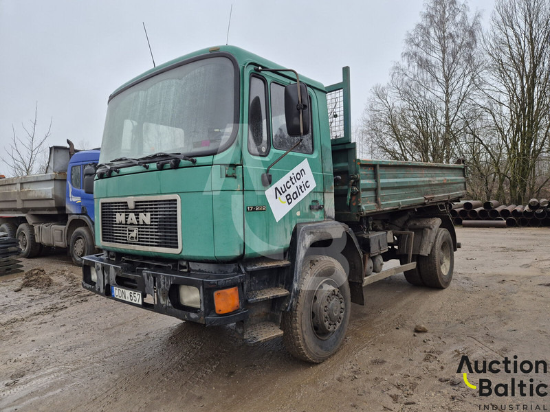 MAN 18.222 - Savivartis sunkvežimis: foto 1 MAN 18.222 - Savivartis sunkvežimis: foto 1