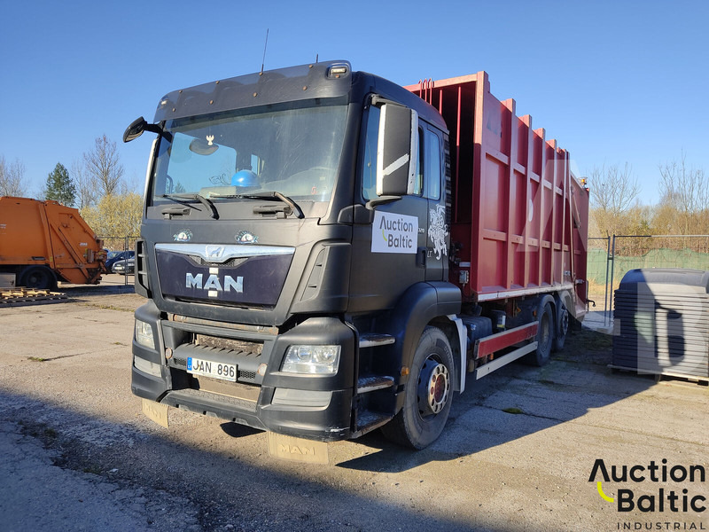 MAN TGS26.320 - Šiukšliavežis: foto 2 MAN TGS26.320 - Šiukšliavežis: foto 2