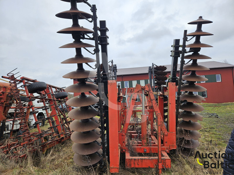 Massey Ferguson Ferguson - Diskiniai skutikai: foto 3 Massey Ferguson Ferguson - Diskiniai skutikai: foto 3