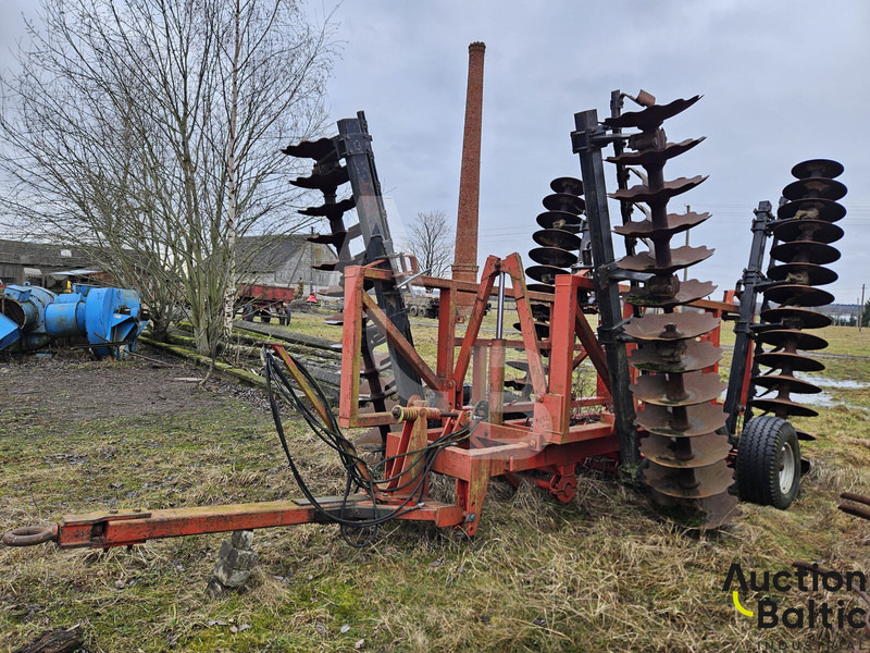 Massey Ferguson Ferguson - Diskiniai skutikai: foto 2 Massey Ferguson Ferguson - Diskiniai skutikai: foto 2