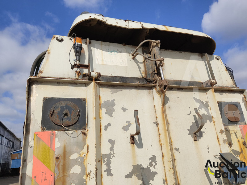 Mercedes-Benz 1517 - Gatvių šlavimo mašina: foto 5 Mercedes-Benz 1517 - Gatvių šlavimo mašina: foto 5