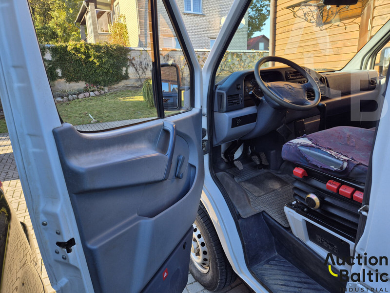 Mercedes-Benz 300-serie 312 D - Krovininis mikroautobusas: foto 5 Mercedes-Benz 300-serie 312 D - Krovininis mikroautobusas: foto 5