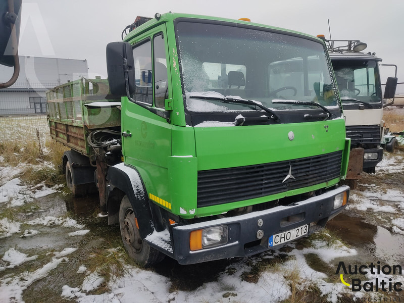 Mercedes-Benz 814 - Savivartis sunkvežimis, Sunkvežimis su kranu: foto 1 Mercedes-Benz 814 - Savivartis sunkvežimis, Sunkvežimis su kranu: foto 1
