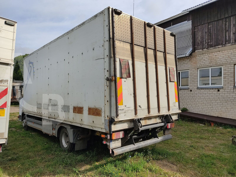 Mercedes-Benz 815 - Sunkvežimis žirgams vežti: foto 5 Mercedes-Benz 815 - Sunkvežimis žirgams vežti: foto 5