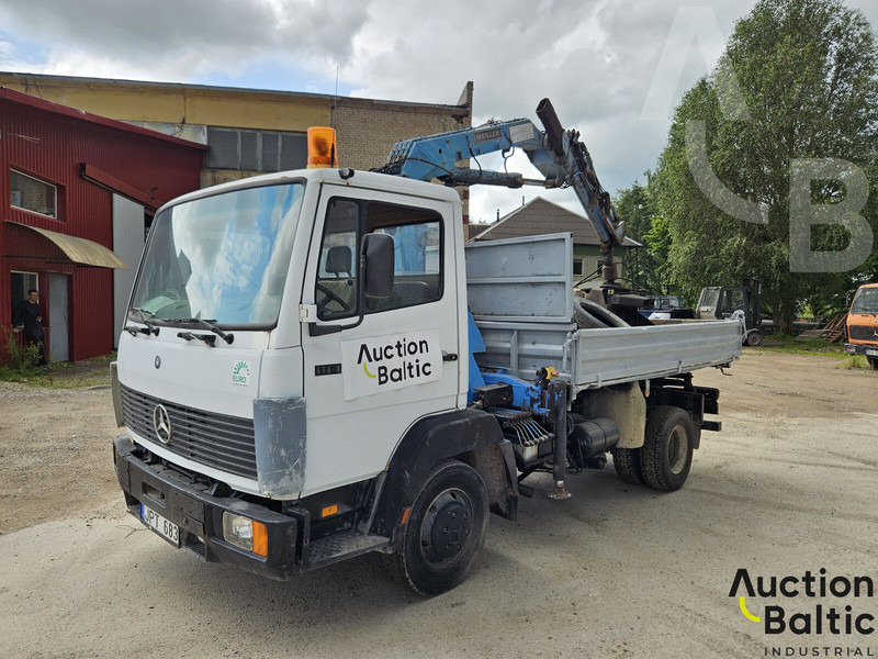 Mercedes-Benz 817 - Savivartis sunkvežimis, Sunkvežimis su kranu: foto 1 Mercedes-Benz 817 - Savivartis sunkvežimis, Sunkvežimis su kranu: foto 1