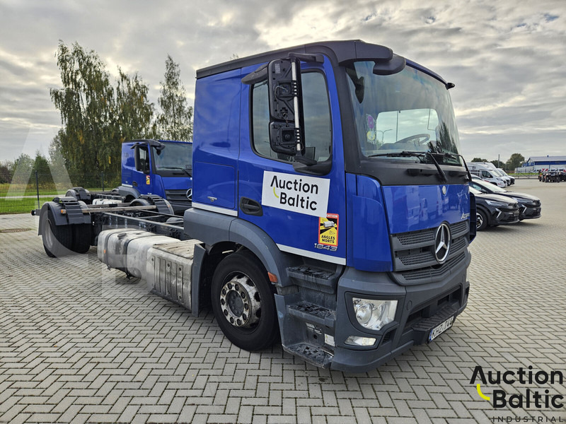 Mercedes-Benz Actros 1843 - Važiuoklės sunkvežimis: foto 2 Mercedes-Benz Actros 1843 - Važiuoklės sunkvežimis: foto 2