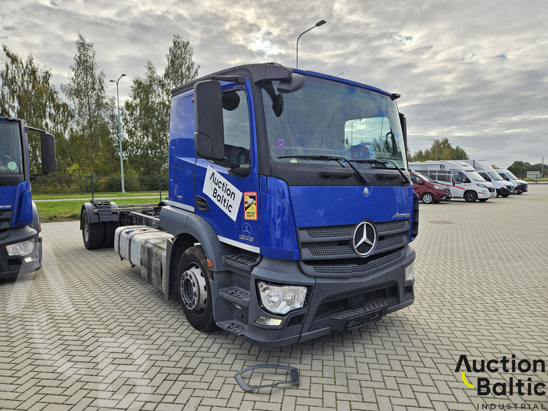 Mercedes-Benz Actros 1843 - Važiuoklės sunkvežimis: foto 2 Mercedes-Benz Actros 1843 - Važiuoklės sunkvežimis: foto 2