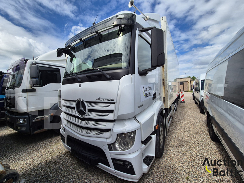 Mercedes-Benz Actros 2551 - Furgonas sunkvežimis: foto 1 Mercedes-Benz Actros 2551 - Furgonas sunkvežimis: foto 1