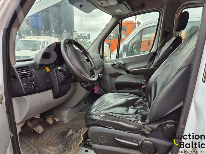 Mercedes-Benz Sprinter - Tentinis mikroautobusas: foto 5 Mercedes-Benz Sprinter - Tentinis mikroautobusas: foto 5