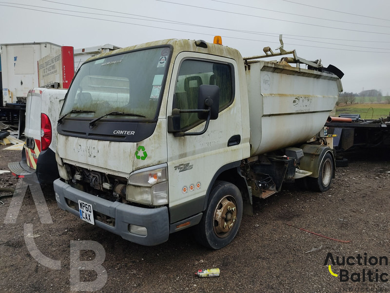 Mitsubishi Fuso - Šiukšliavežis: foto 2 Mitsubishi Fuso - Šiukšliavežis: foto 2