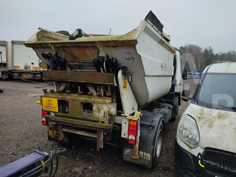 Mitsubishi Fuso - Šiukšliavežis: foto 3 Mitsubishi Fuso - Šiukšliavežis: foto 3