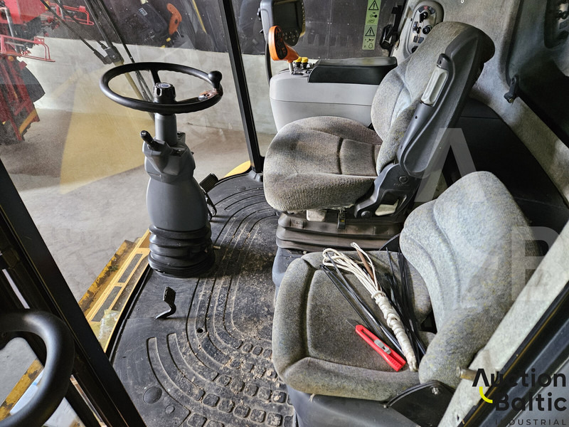 Derliaus nuėmimo kombainas pervežimui maisto produktų New Holland CR 9080: foto 6