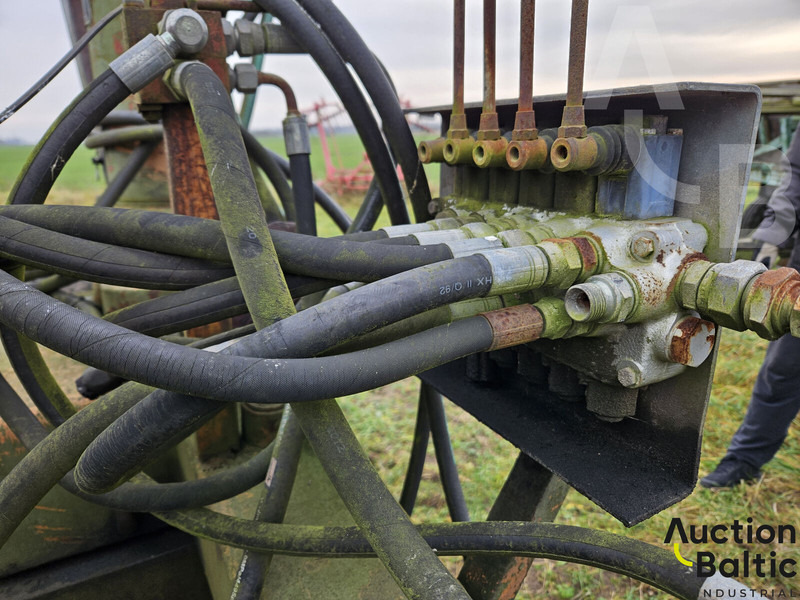 SLMA 1102 - Savivartis priekaba: foto 5 SLMA 1102 - Savivartis priekaba: foto 5