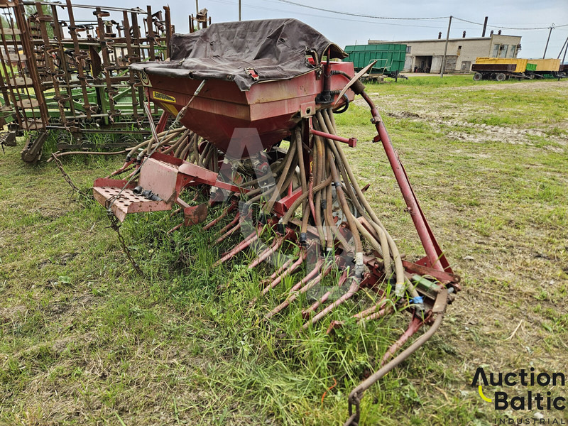 SPU 4 - Kombinuota sėjamoji: foto 3 SPU 4 - Kombinuota sėjamoji: foto 3