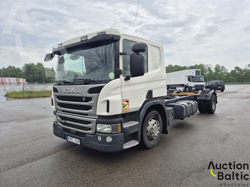 Scania P 450 - Važiuoklės sunkvežimis: foto 2 Scania P 450 - Važiuoklės sunkvežimis: foto 2