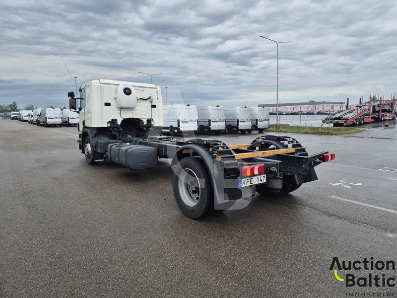 Scania P 450 - Važiuoklės sunkvežimis: foto 4 Scania P 450 - Važiuoklės sunkvežimis: foto 4