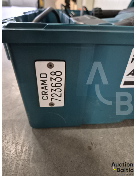 Makita HM1213C - Statybinė technika: foto 4 Makita HM1213C - Statybinė technika: foto 4