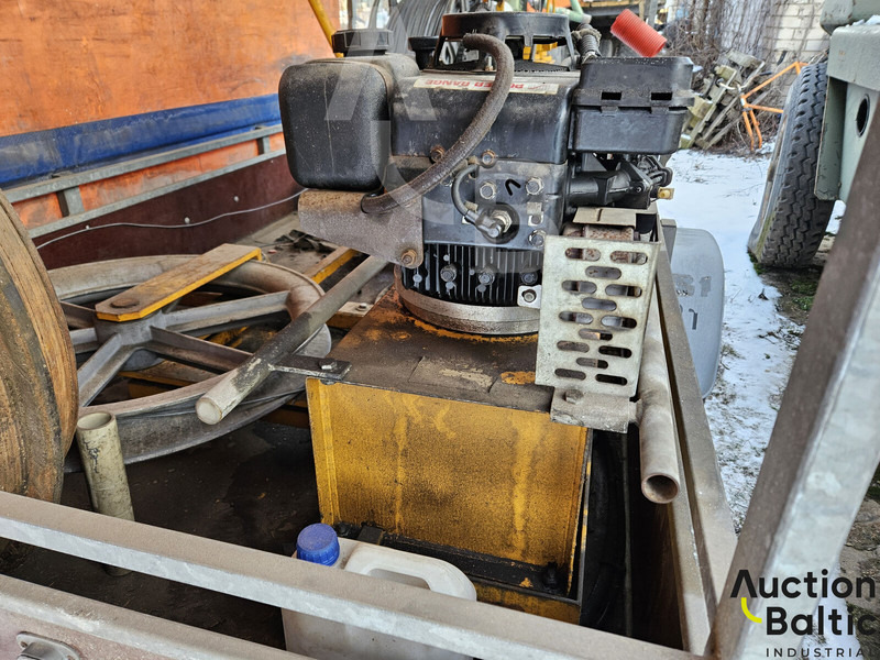 Plumett TS 8 DH - Statybinė technika: foto 3 Plumett TS 8 DH - Statybinė technika: foto 3